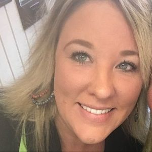 Meet your Posher, Nicole